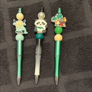Green Novelty Pens with Animal Toppers